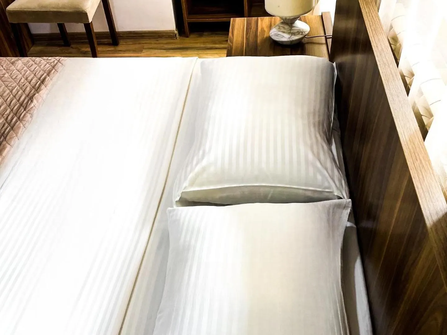 Hotel Dcorner Тбилиси